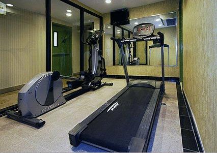 Quality Inn Jamaica Airtrain 纽约 外观 照片